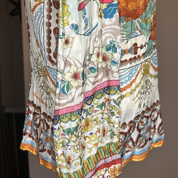 Johnny Was Butterfly and Baubles 100% Silk Tunic Button Blouse New Size XS - Picture 8 of 11